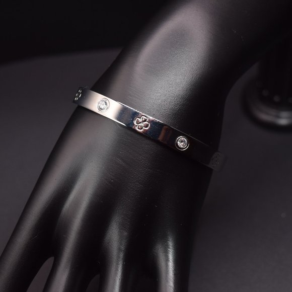 Silver Bangle Bracelet with Four Leaf Clover and Crystal - 7" - Picture 1 of 1